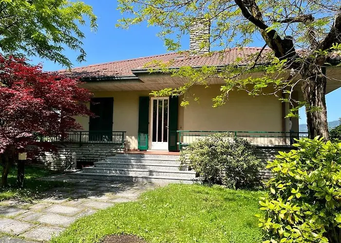 Villa Merone - Pusiano Lake photo