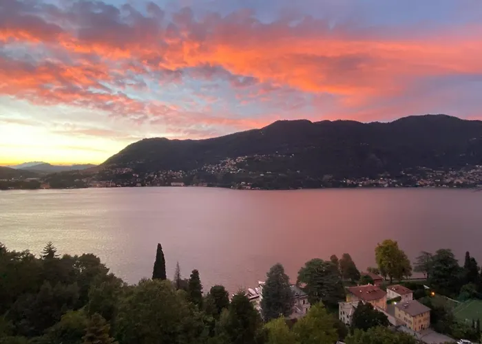 Luxury Attic 88 On Lake Como - By Breva Collections ブレーヴィオの写真