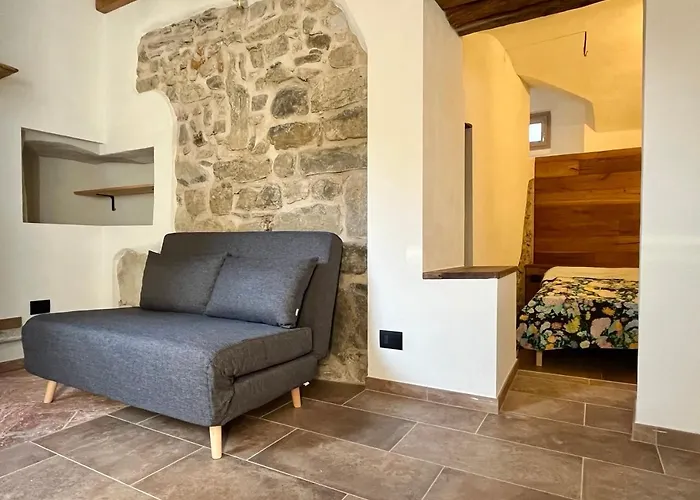 Bnb Tana Del Gufo アッバディーア・ラリアーナの写真