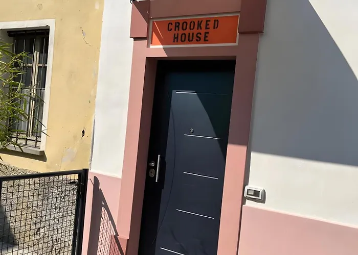Photo de Appartement Crooked House à Grandola ed Uniti
